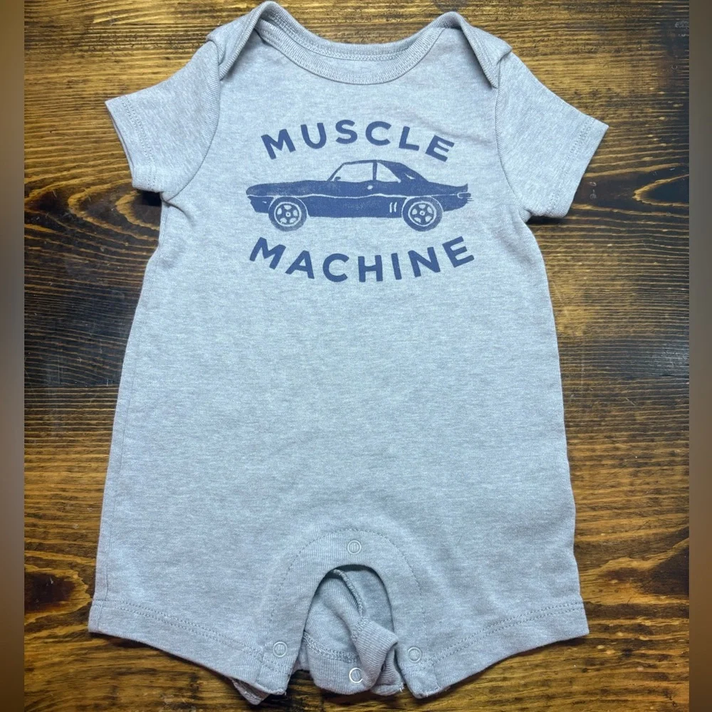 Old Navy Gray Muscle Machine Romper Size‎ 3-6 Months
